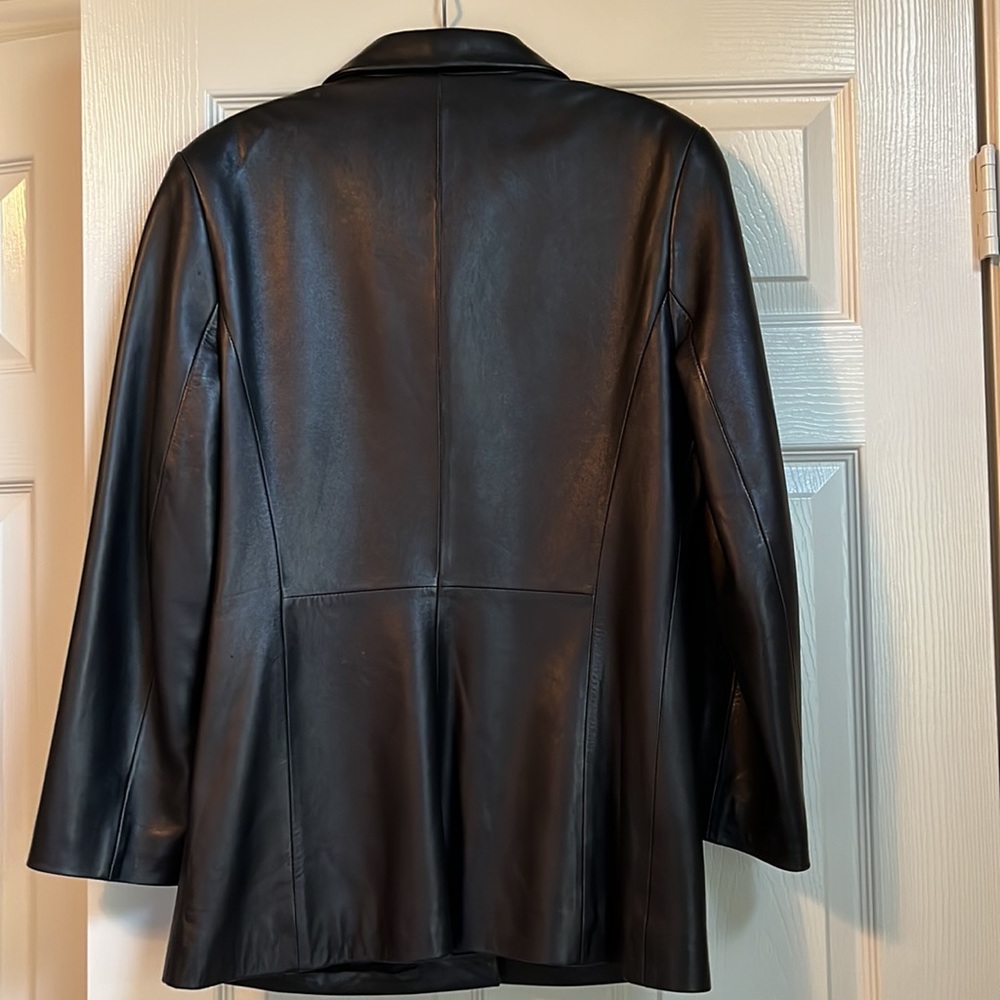 Women’s Michael Hoban Leather Jacket. Size 8 Classic Black. 5 Button down. - Picture 2 of 9